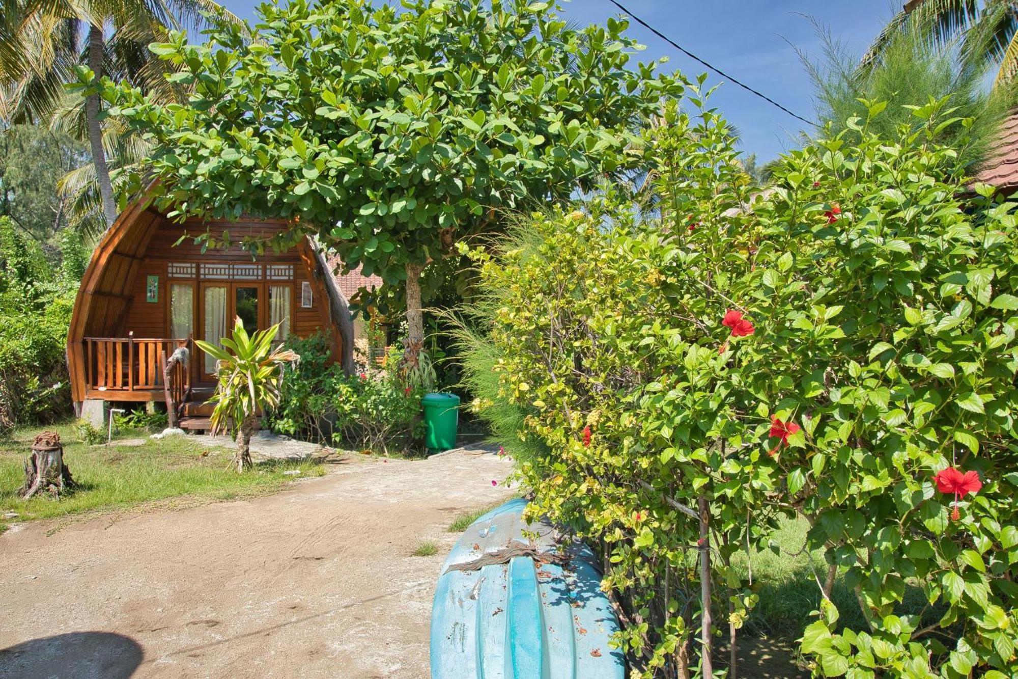 Bunga Bungalows Gili Meno Luaran gambar